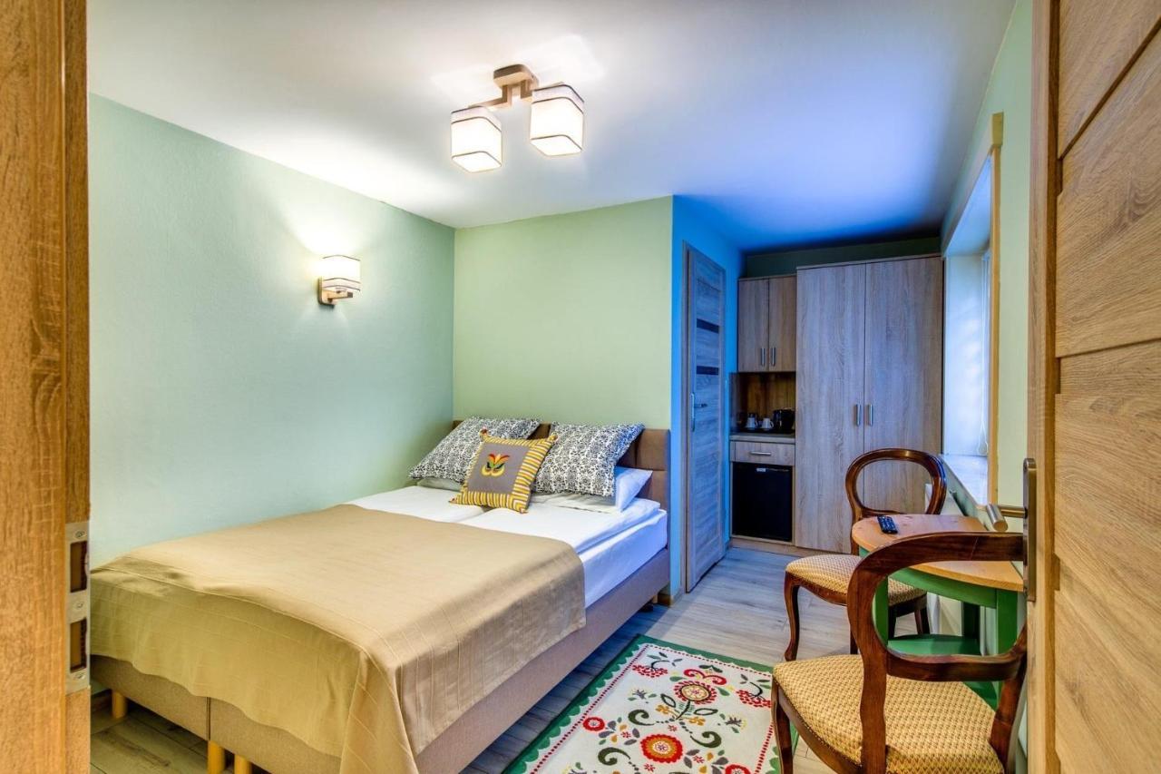 우스트론 Siedem Zyczen B&B 외부 사진